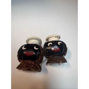 face carved walnut folk art salt and pepper shakers